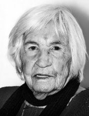 Esther Bejarano, Auschwitz-Überlebende, Antifaschistin und Künstlerin aus Hamburg